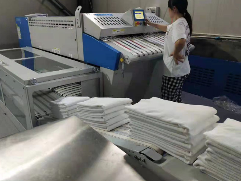 闽侯巾类折叠机-02